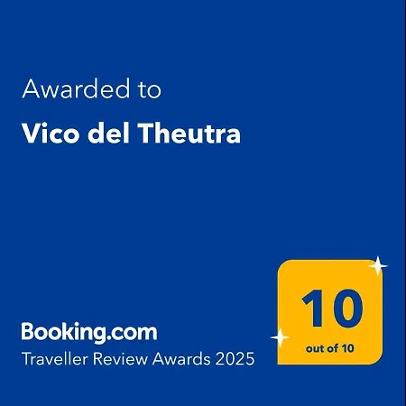 Vico Del Theutra Apartman